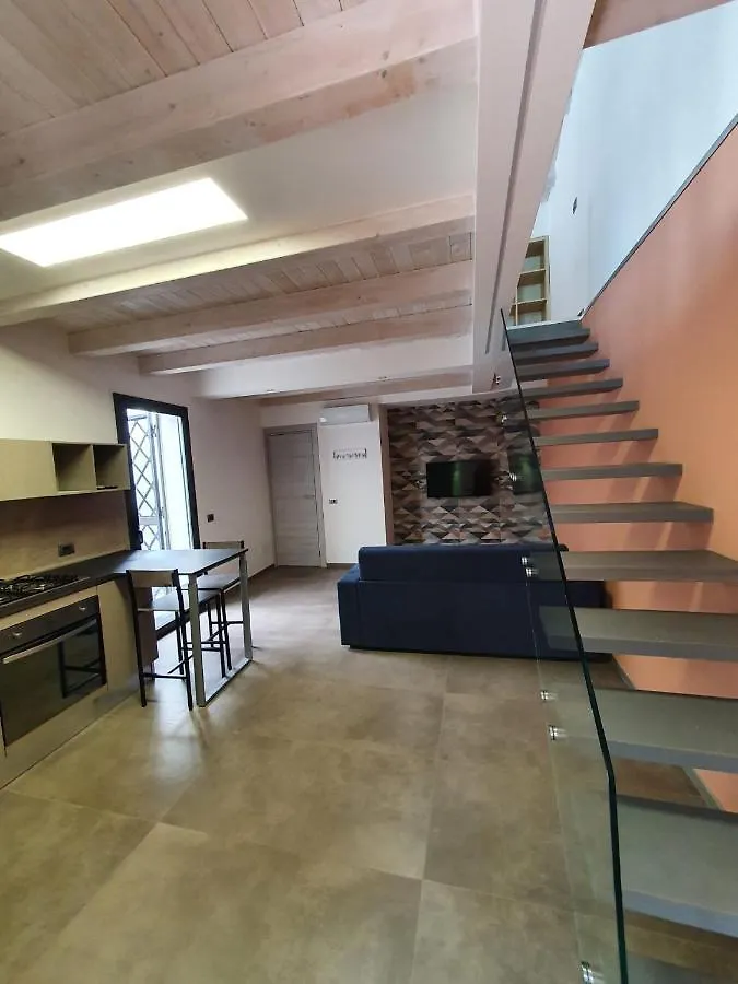 Alberto'S House Katanya 0*,  İtalya